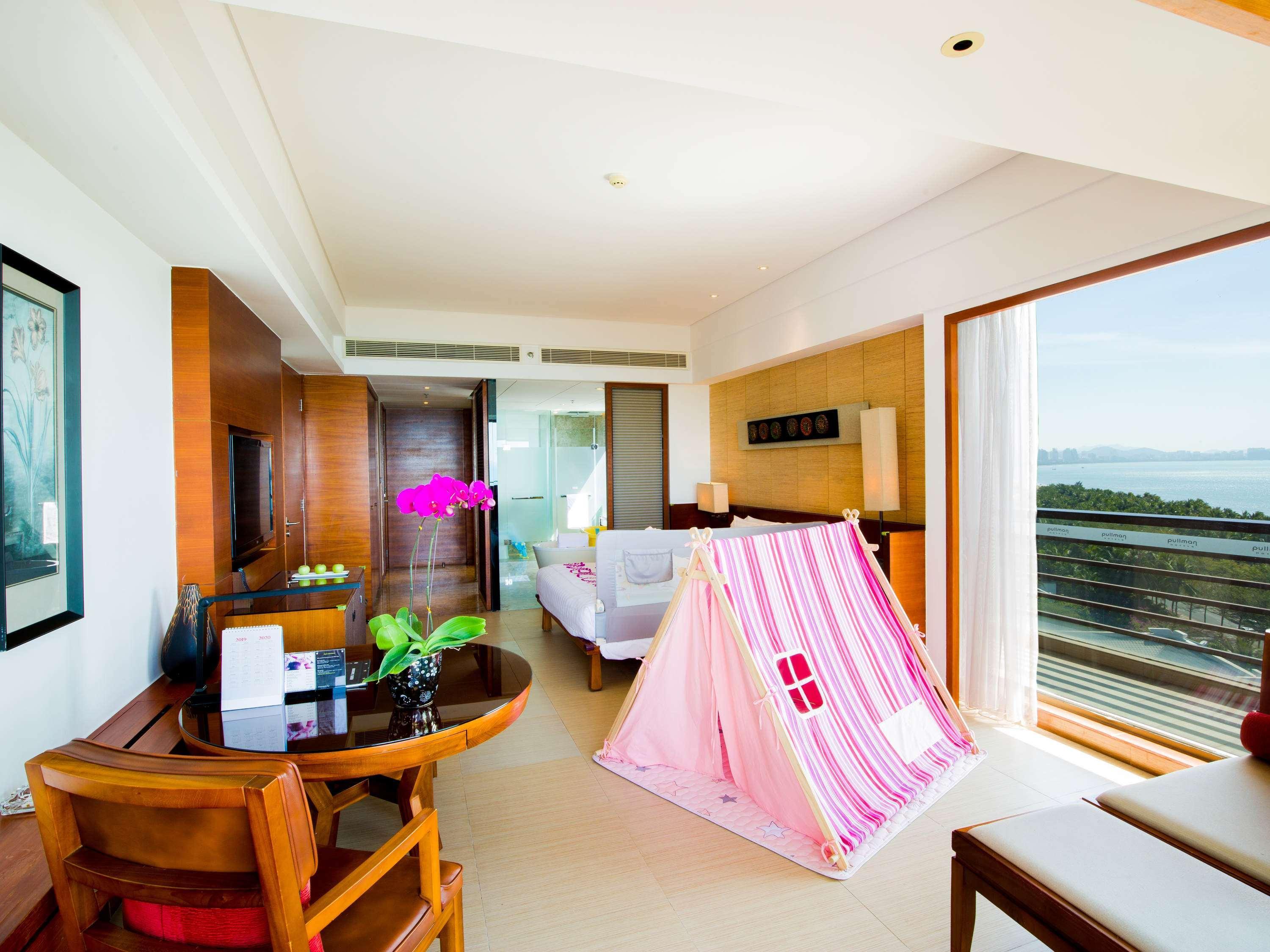 Pullman Oceanview Sanya Bay Resort & Spa Ngoại thất bức ảnh